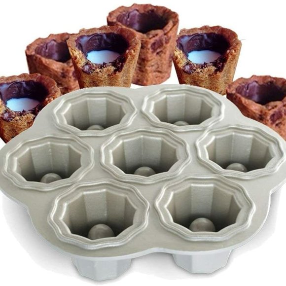 Nordic Ware Cast Bakeware Cookies & Cream Bundt Pan, Silver, 7 Cavity Cookie Pan - Picture 2 of 7